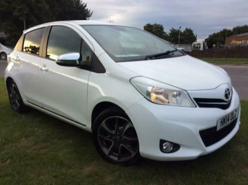 Toyota Yaris Yaris 1.33 Fun Multidrive S 6