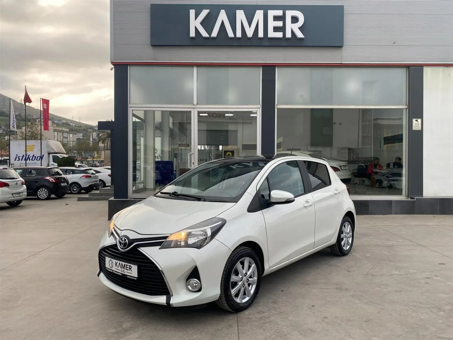 Toyota Yaris Yaris 1.33 Fun Skypack Multidrive S 1