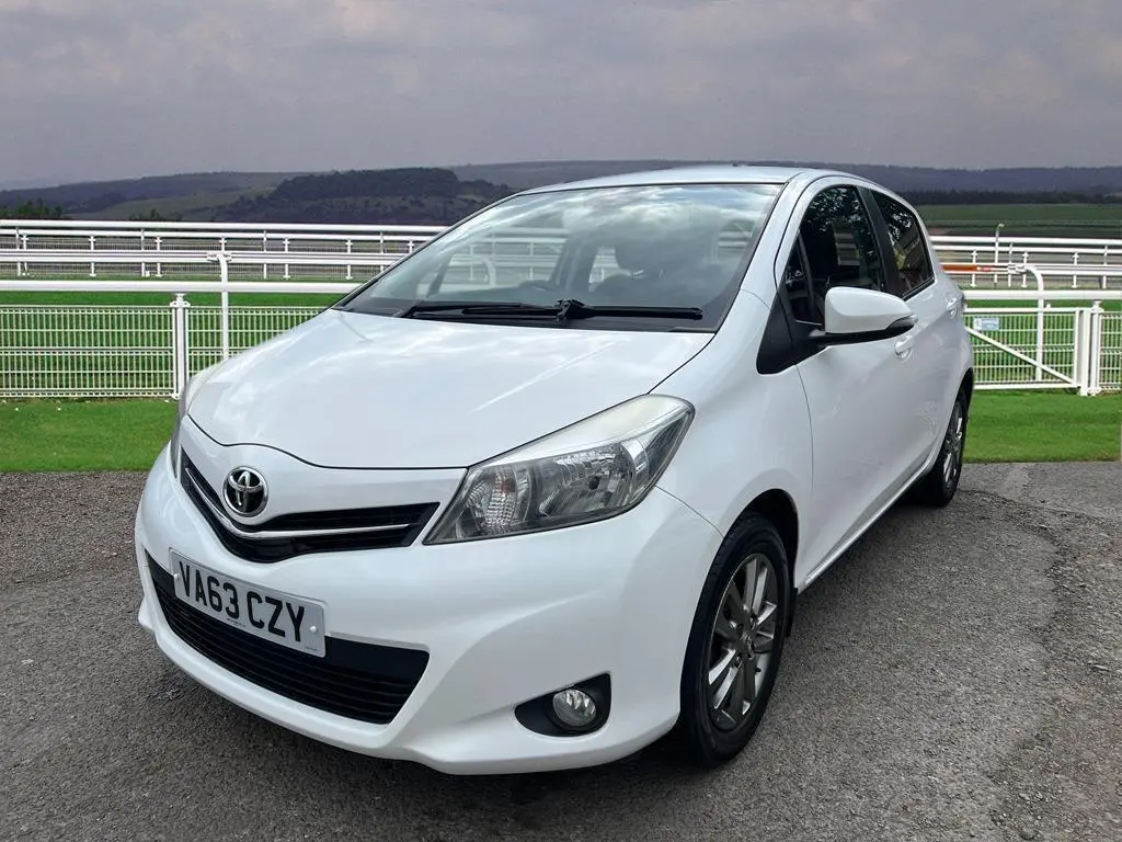 Toyota Yaris Yaris 1.33 Fun Skypack Multidrive S 4