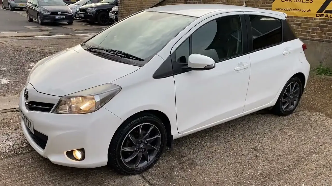 Toyota Yaris Yaris 1.33 Fun 1