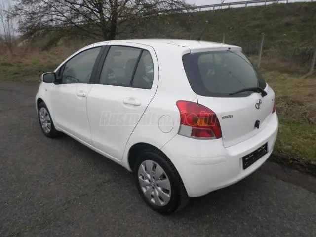 Toyota Yaris Yaris 1.33 Sol 1
