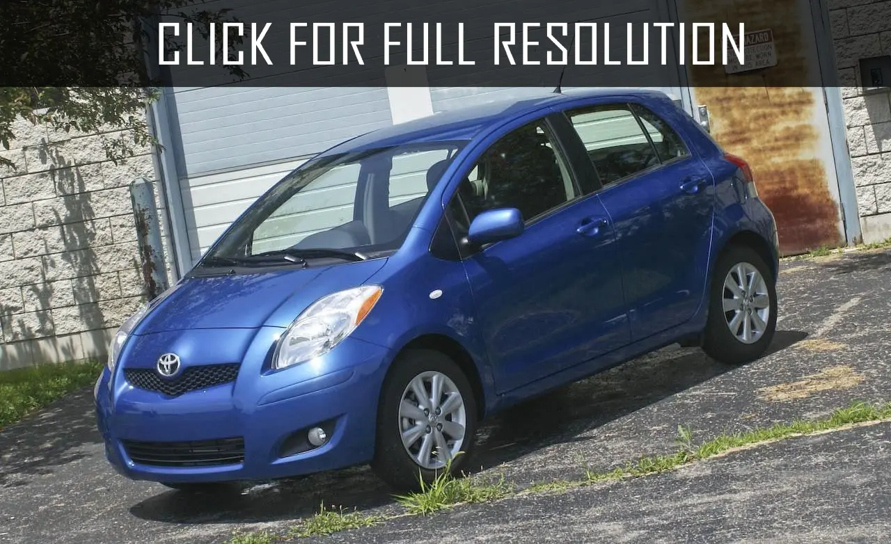 Toyota Yaris Yaris 1.33 Sport 1