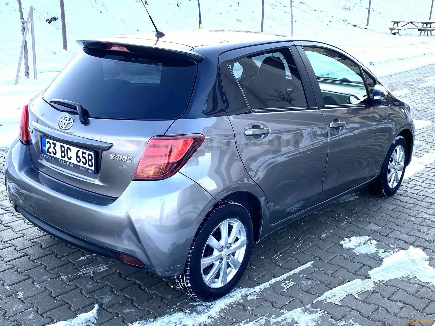 Toyota Yaris Yaris 1.33 Style Red Konfor Plus Skypack Multidrive S 1