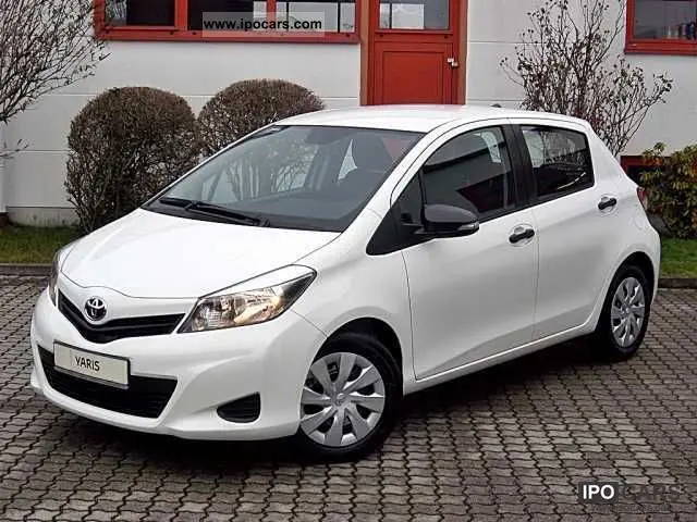 Toyota Yaris Yaris 1.4 D-4D Cool Stil 3