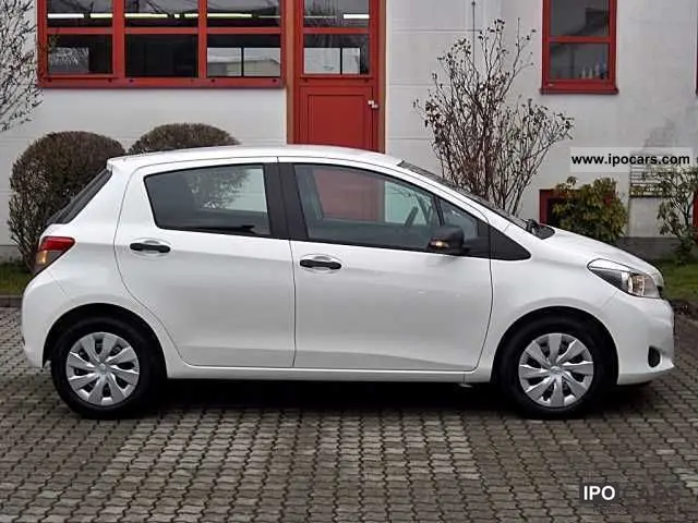Toyota Yaris Yaris 1.4 D-4D Cool 3
