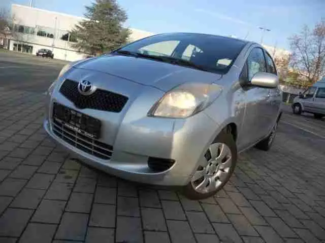 Toyota Yaris Yaris 1.4 D-4D Executive 4