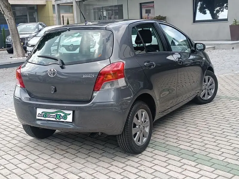 Toyota Yaris Yaris 1.4 D-4D Sol AC 5