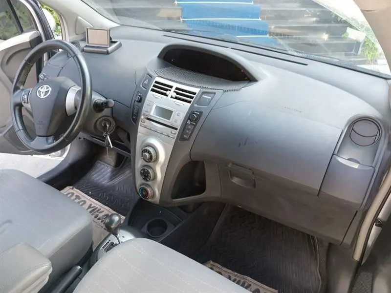 Toyota Yaris Yaris 1.4 D-4D Sol MMT 3