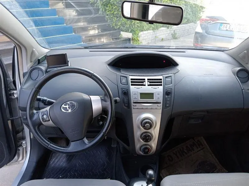 Toyota Yaris Yaris 1.4 D-4D Sol MMT 4
