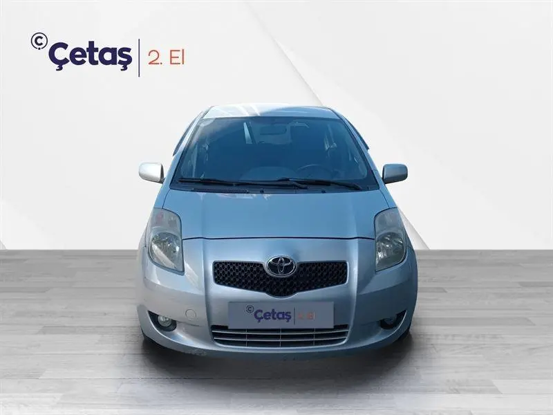 Toyota Yaris Yaris 1.4 D-4D Sol MMT 5