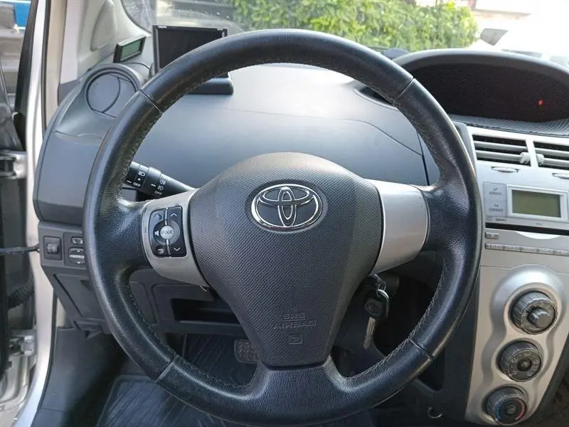 Toyota Yaris Yaris 1.4 D-4D Sol MMT 7