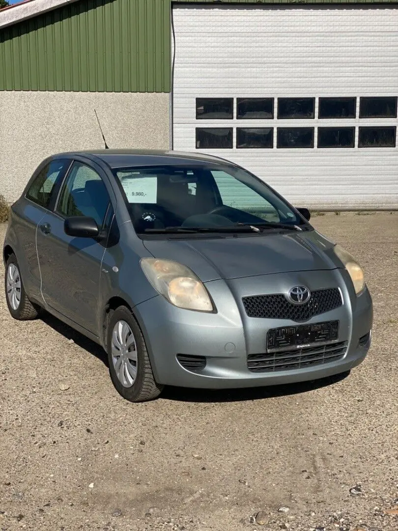 Toyota Yaris Yaris 1.4 D-4D Sol Special M/M 5