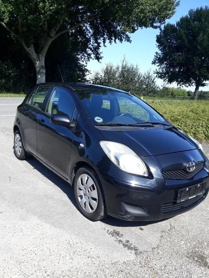 Toyota Yaris Yaris 1.4 D-4D Sol Special M/M 6