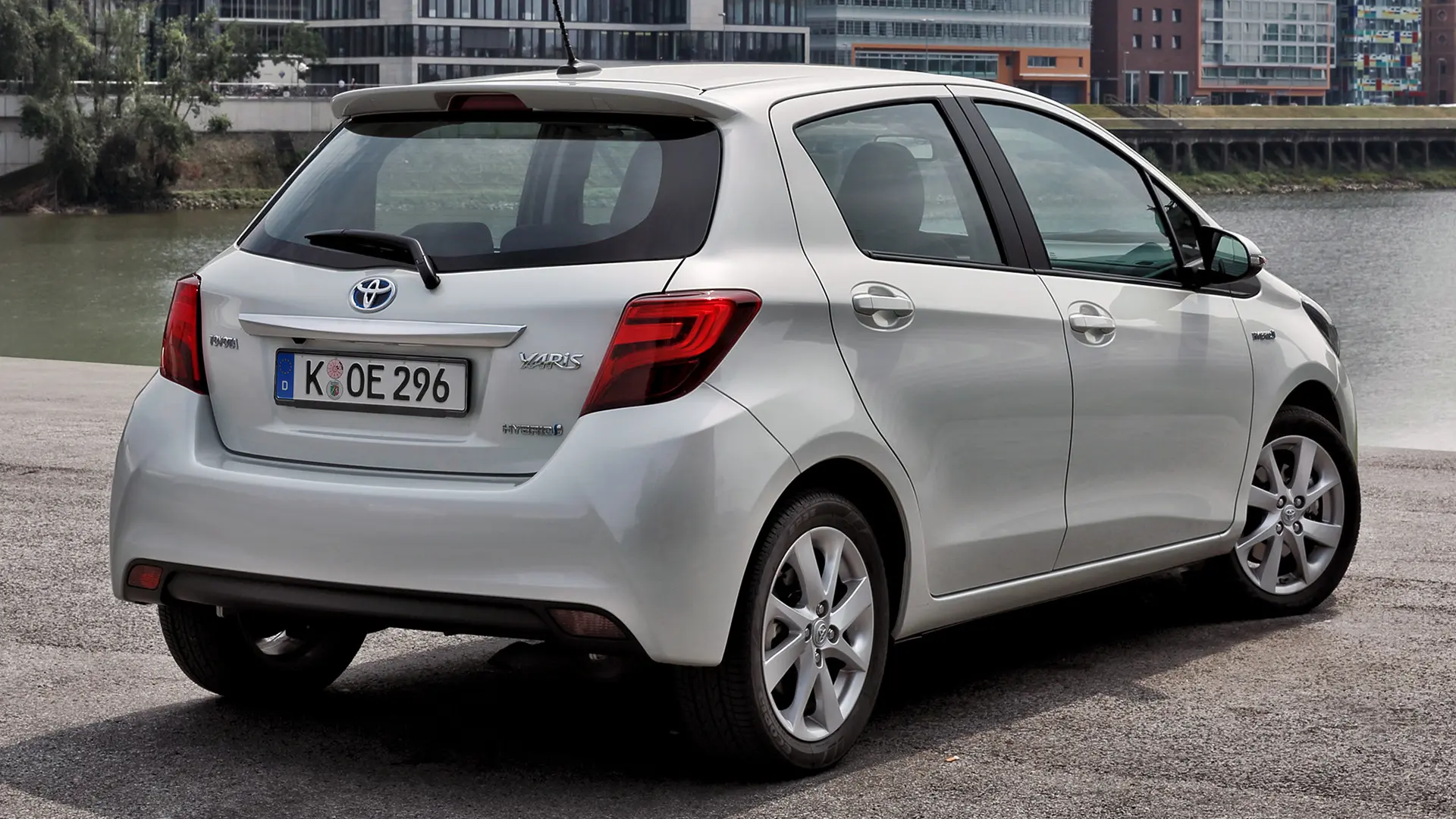 Toyota Yaris Yaris 1.5 Hybrid Spirit Multidrive S 3
