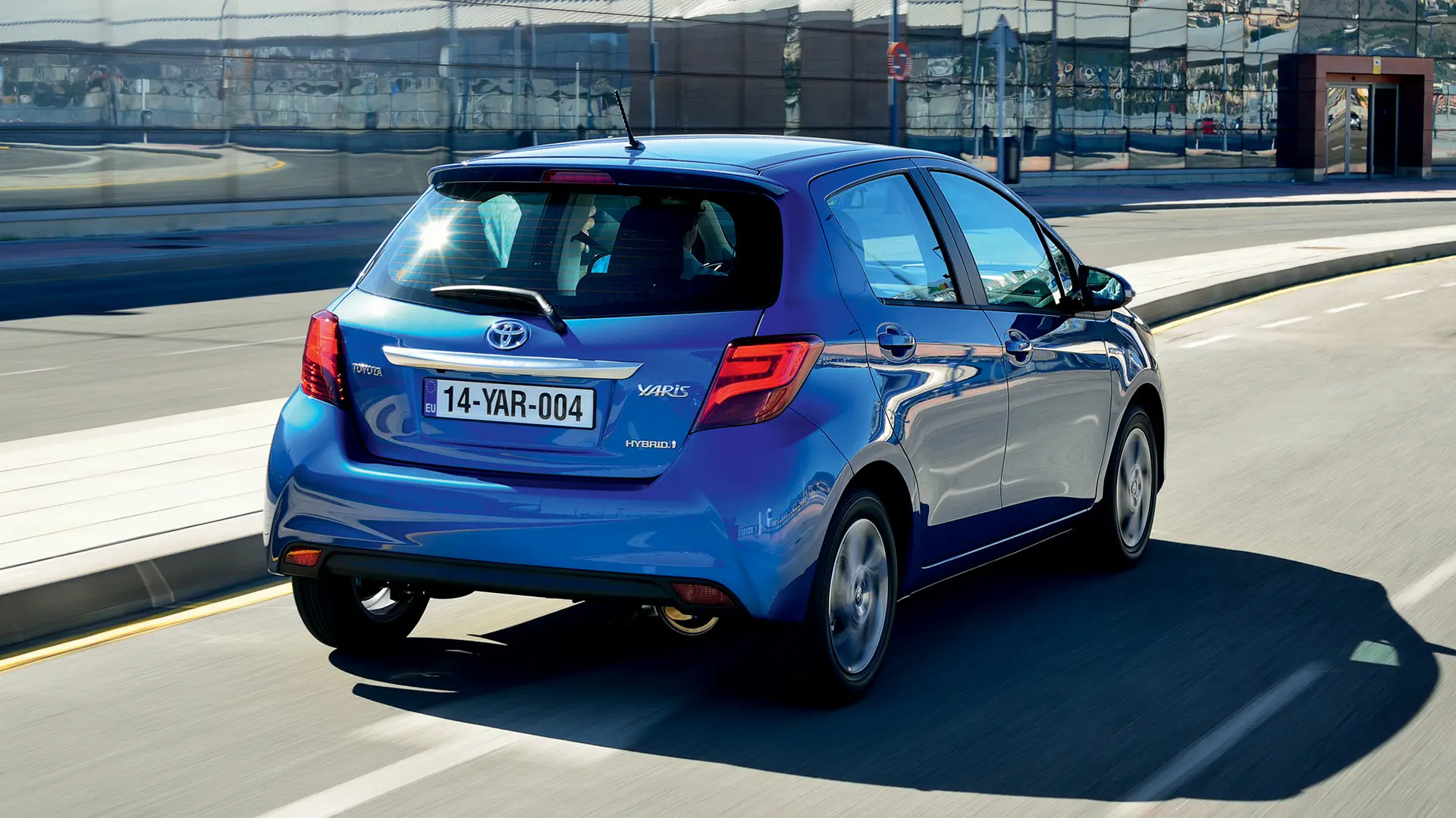 Toyota Yaris Yaris 1.5 Hybrid Cool Multidrive S 3