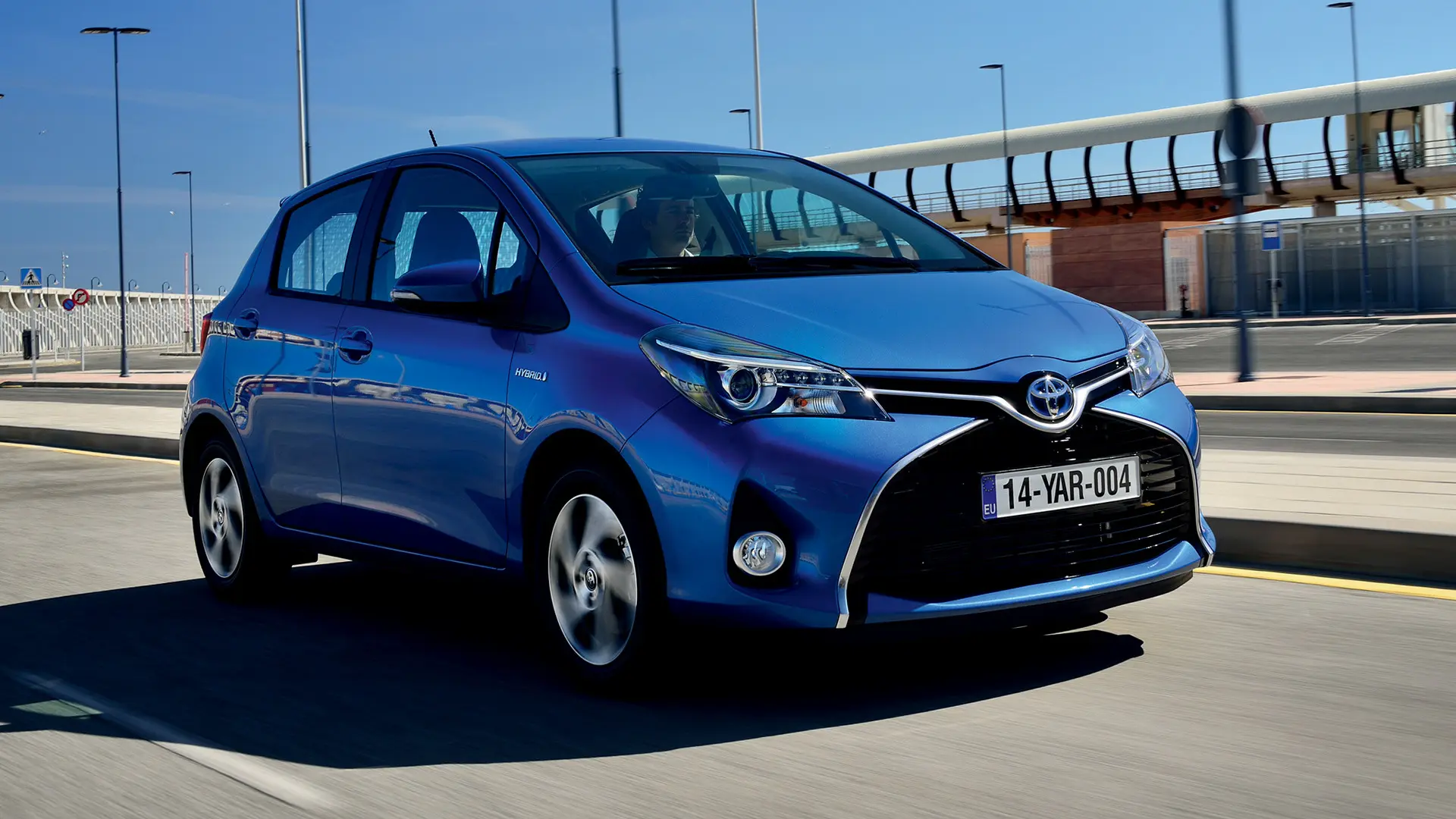 Toyota Yaris Yaris 1.5 Hybrid Cool Multidrive S 5