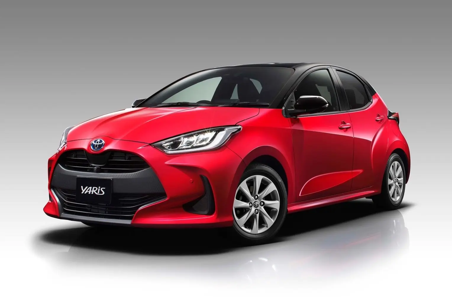 Toyota Yaris Yaris 1.5 Hybrid Dream e-CVT 4