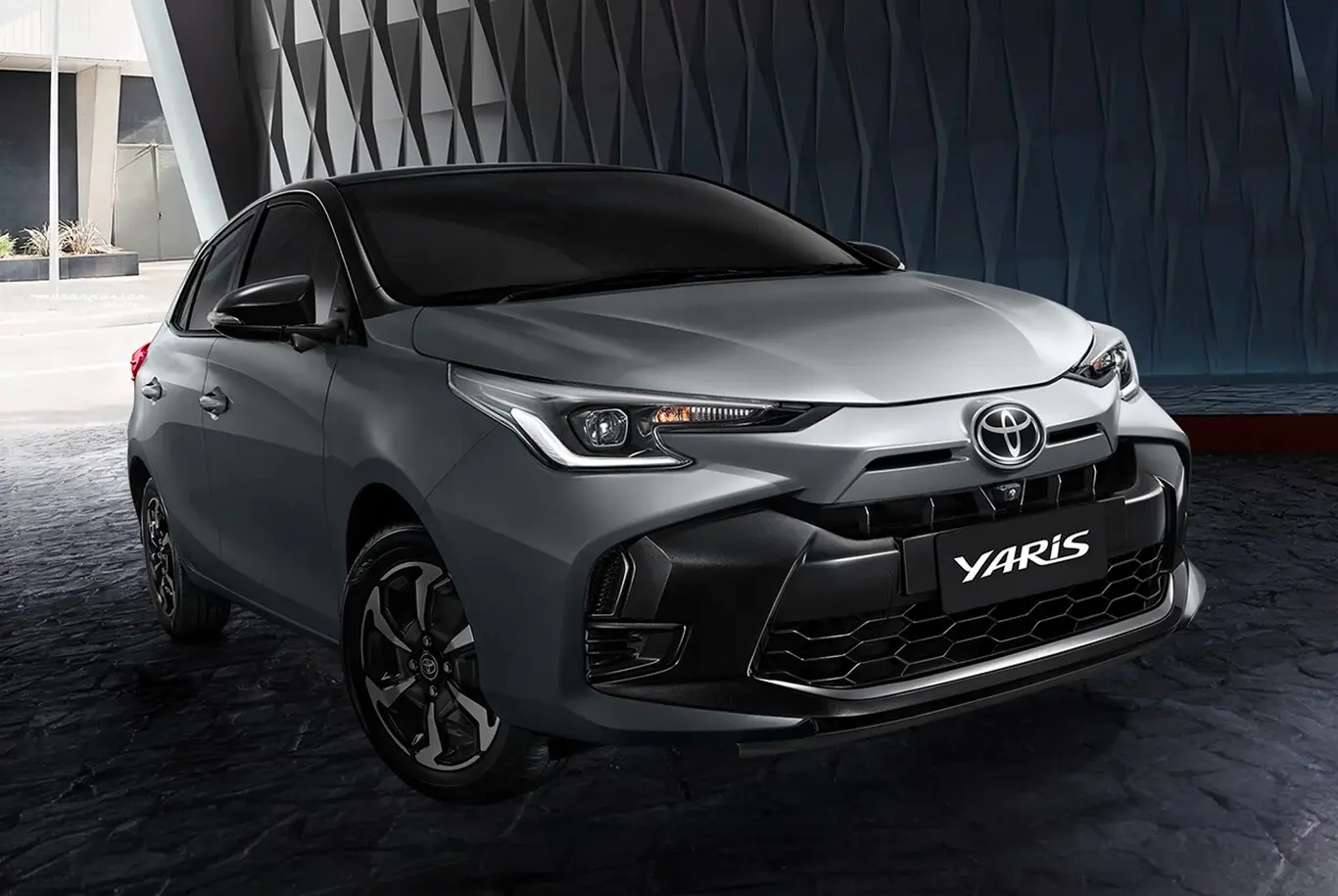 Toyota Yaris Yaris 1.5 Hybrid Flame e-CVT 4