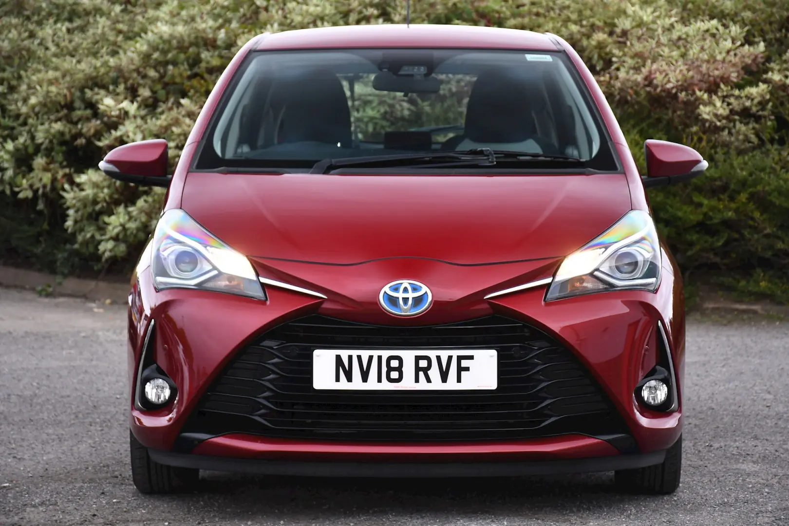 Toyota Yaris Yaris 1.5 Hybrid Passion e-CVT 7