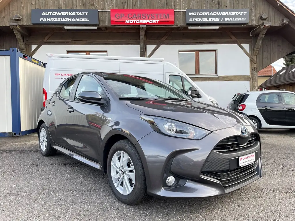 Toyota Yaris Yaris 1.5 Hybrid Spirit X-Trend e-CVT 1