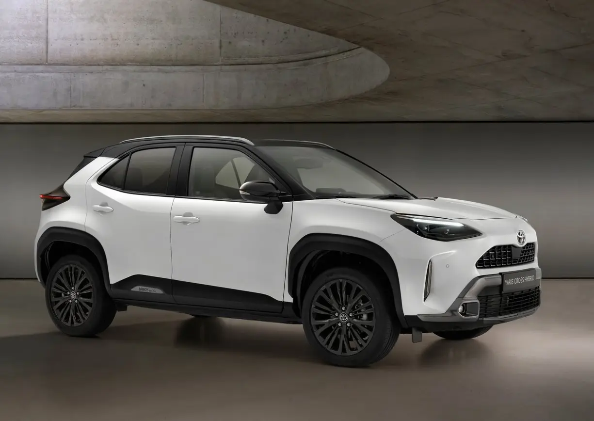 Toyota Yaris Cross Yaris Cross 1.5 Hybrid Flame X-Pack e-CVT 2