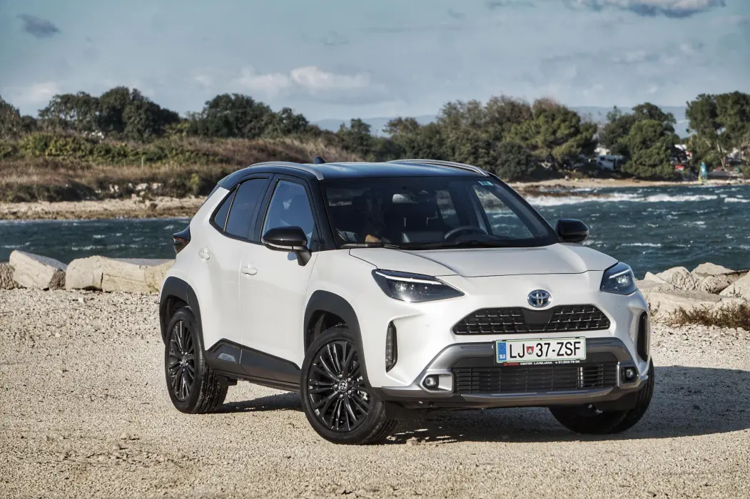 Toyota Yaris Cross Yaris Cross 1.5 Hybrid Flame e-CVT 5