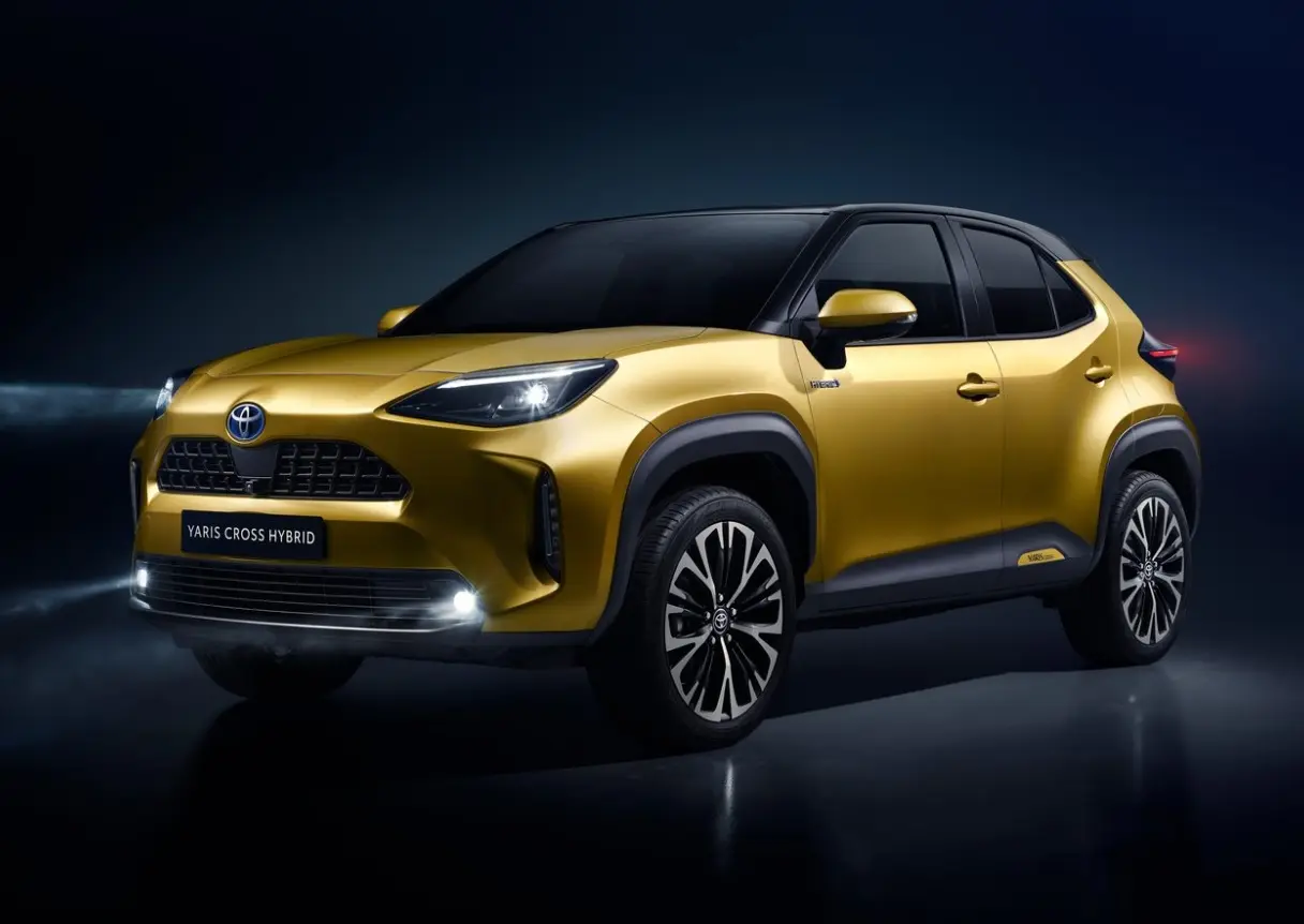 Toyota Yaris Cross Yaris Cross 1.5 Hybrid Flame X-Pack e-CVT 5