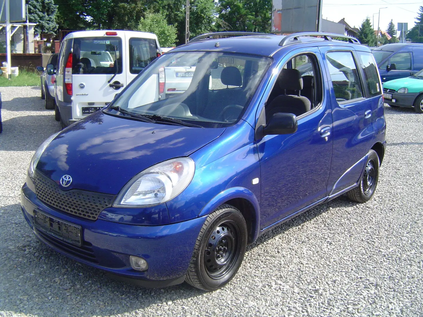Toyota Yaris Yaris Verso 1.3 Luna 0