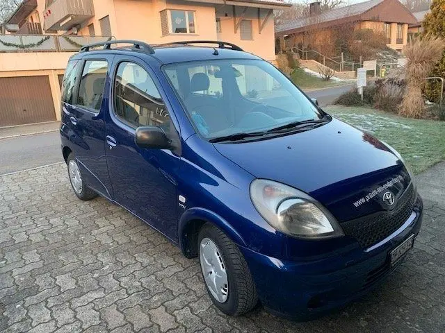 Toyota Yaris Yaris Verso 1.3 Linea Luna 2