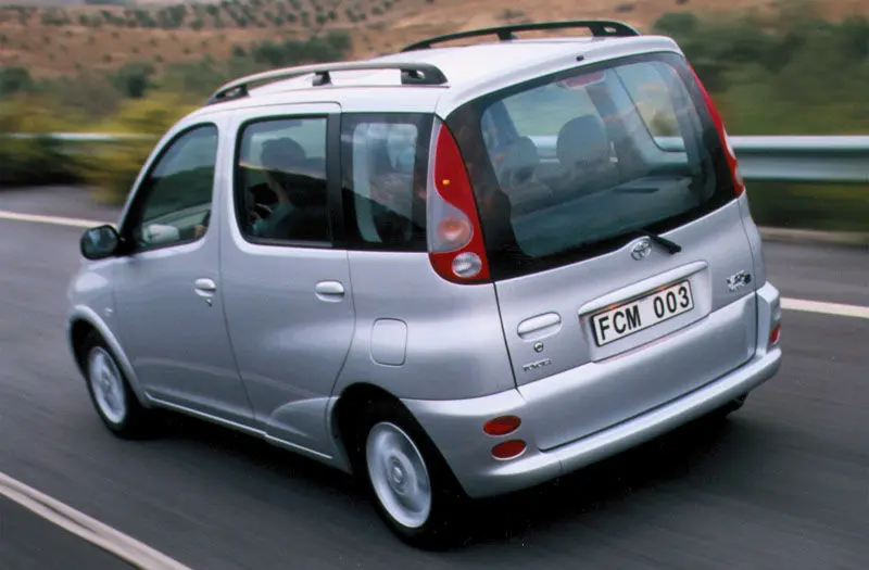 Toyota Yaris Yaris 1.3 Luna 2