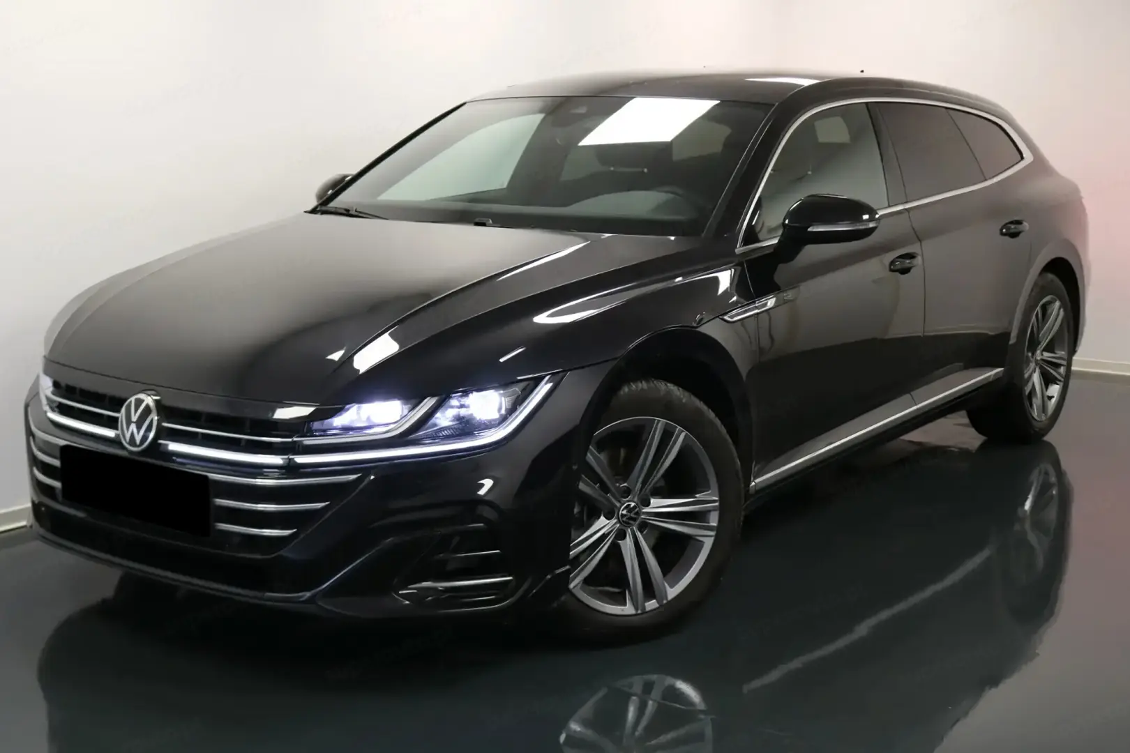 Volkswagen Arteon Arteon 2.0 TDI SCR BMT R Line DSG 3