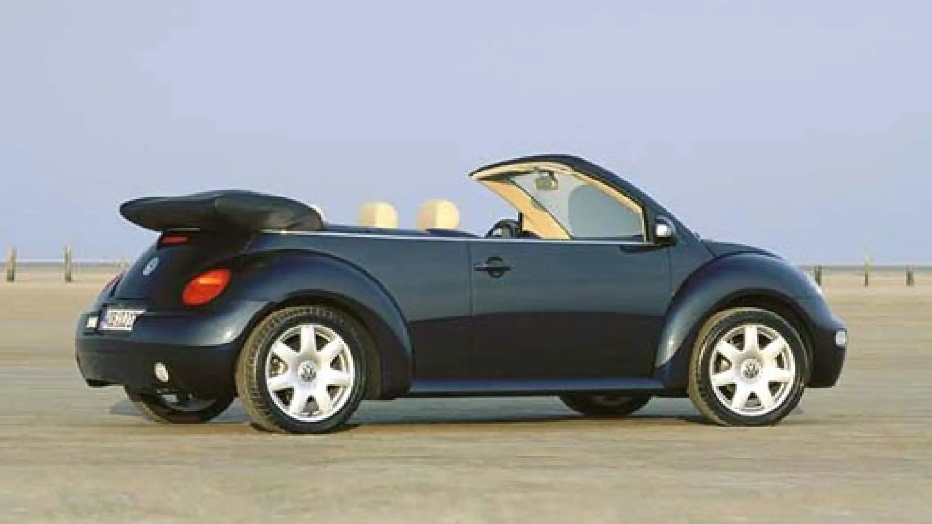 Volkswagen Beetle Beetle 1.4 Highline 6