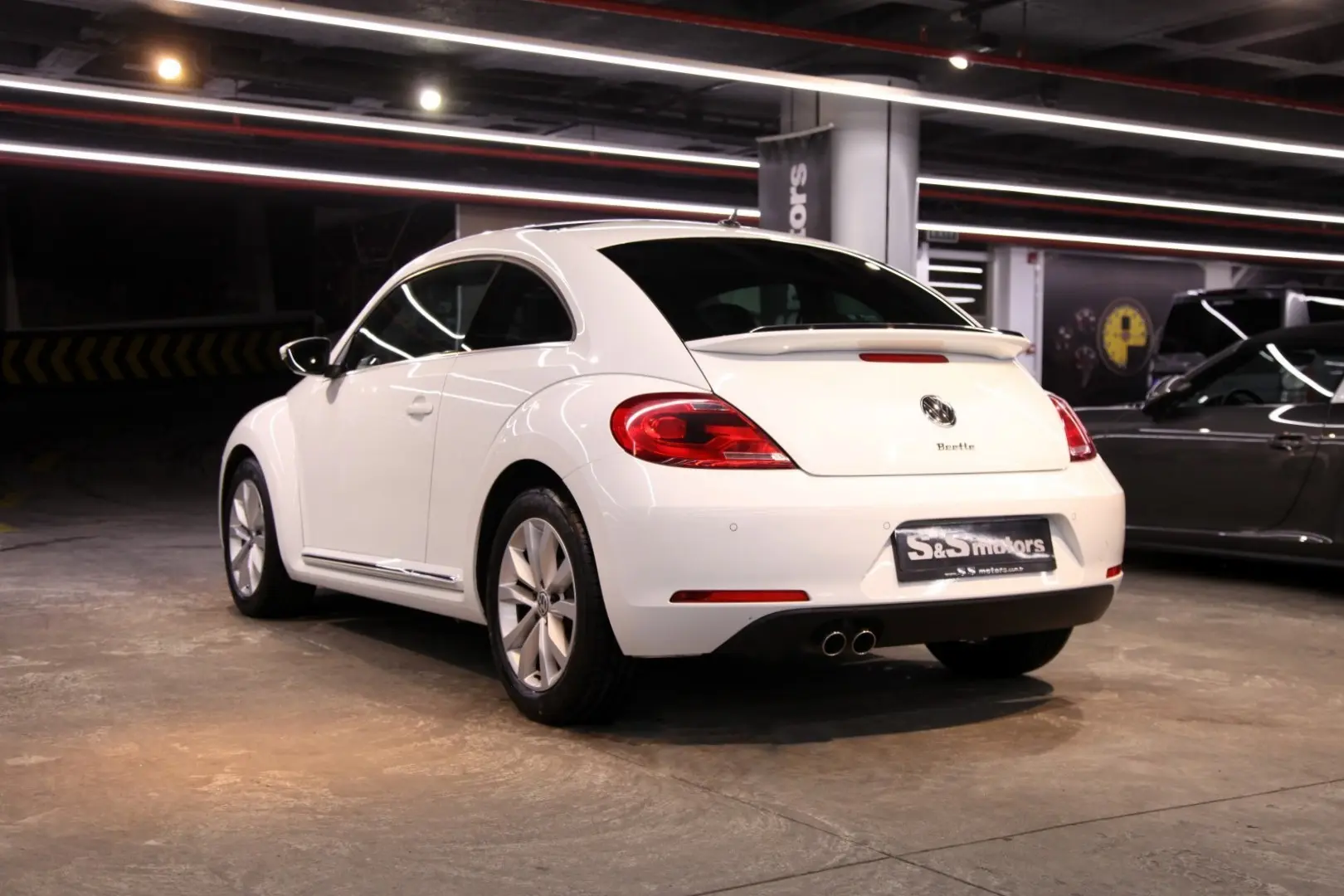 Volkswagen Beetle Beetle 1.4 TSI BMT Design DSG 5