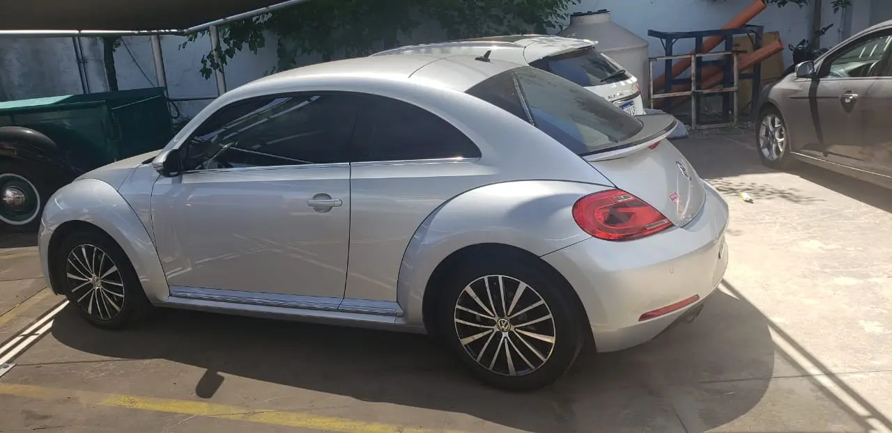 Volkswagen Beetle Beetle 1.4 TSI Design DSG 0