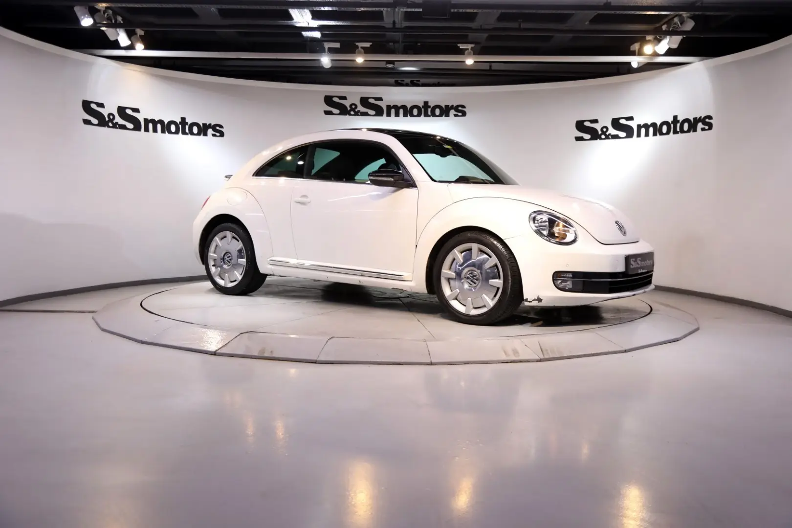 Volkswagen Beetle Beetle 1.4 TSI Design DSG 6
