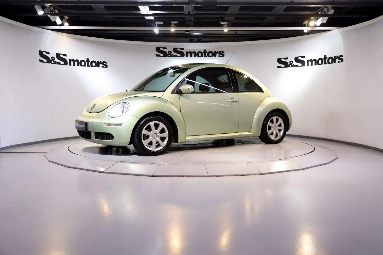 Volkswagen Beetle Beetle 1.6 Highline 5