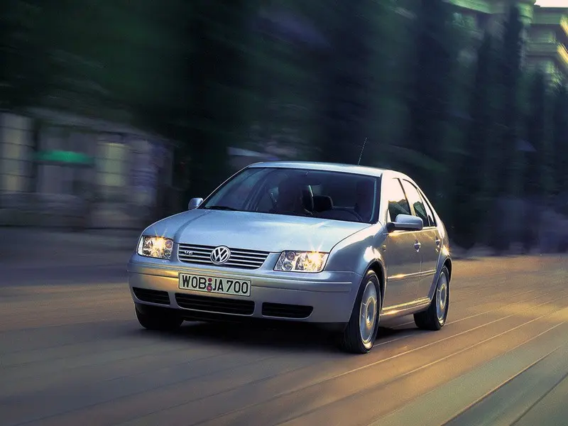 Volkswagen Bora Bora 1.6 Basic 4
