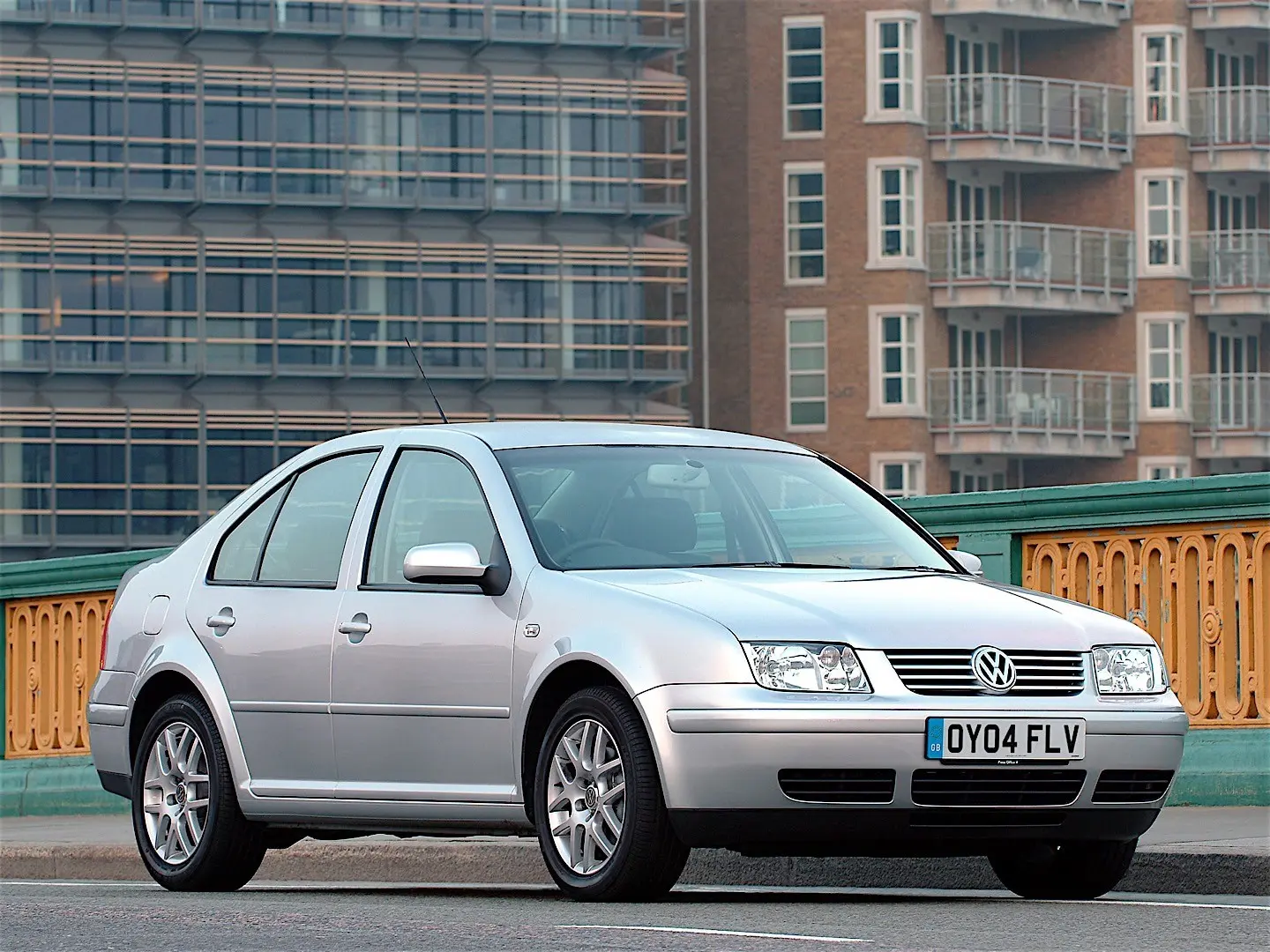 Volkswagen Bora Bora 2.3 Highline 6