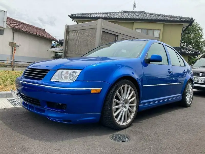 Volkswagen Bora Bora 1.6 Highline 2
