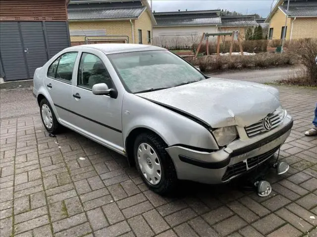Volkswagen Bora Bora 1.6 Pacific 5