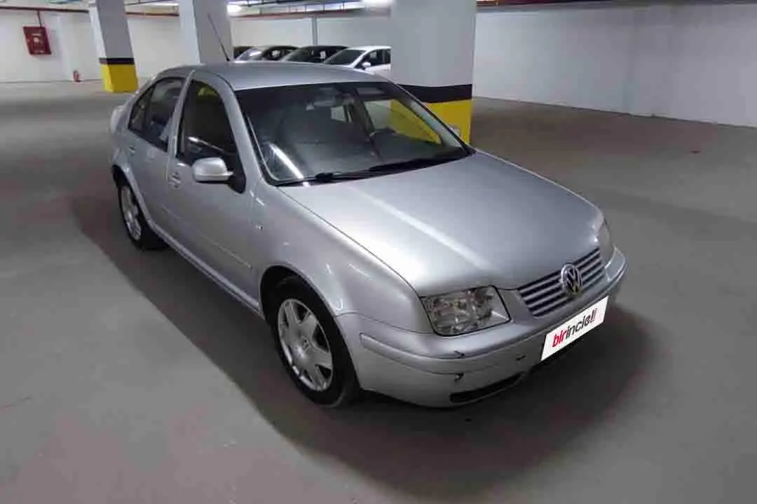 Volkswagen Bora Bora 1.6 Primeline 3
