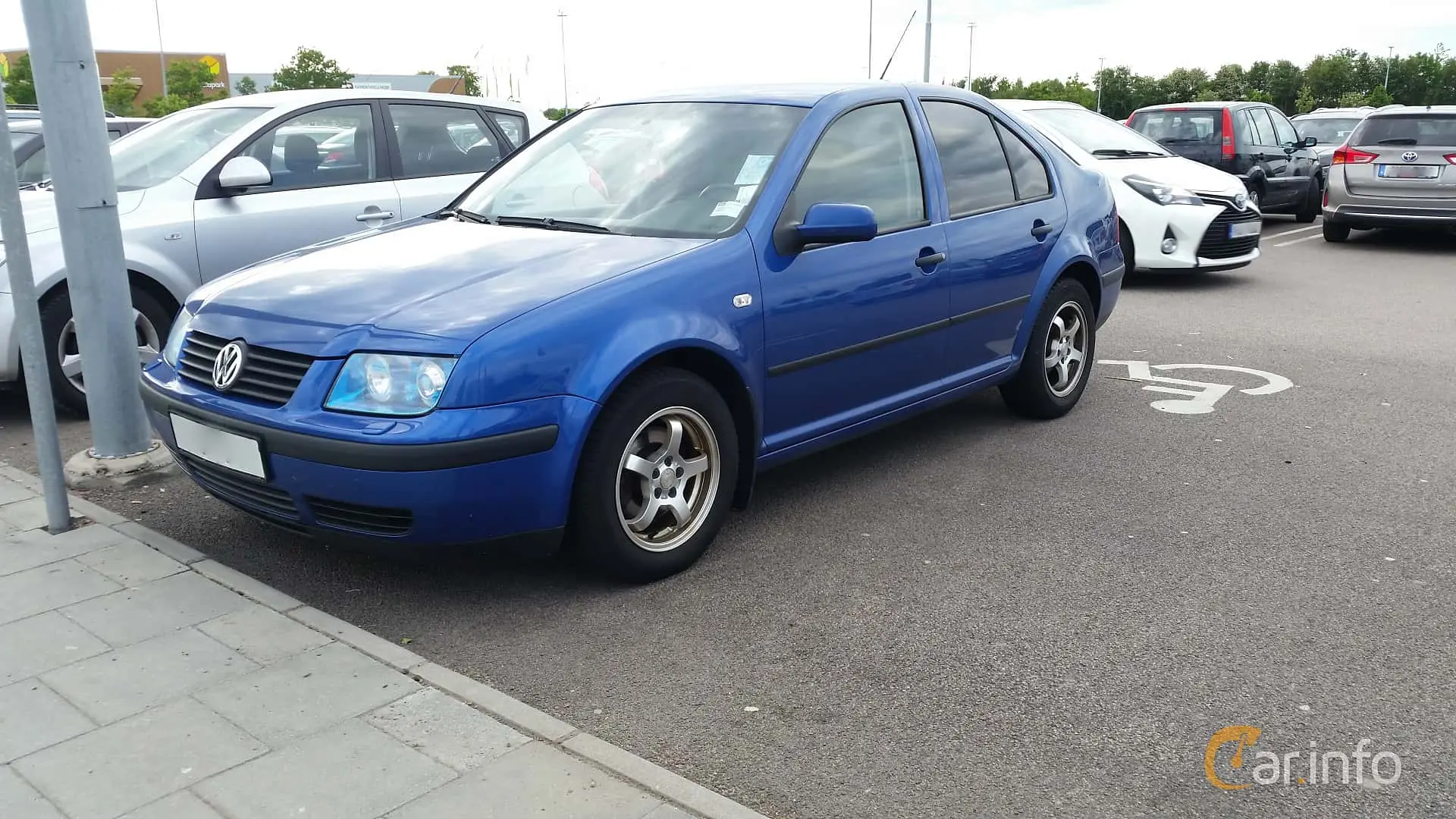 Volkswagen Bora Bora 1.6 Primeline 0