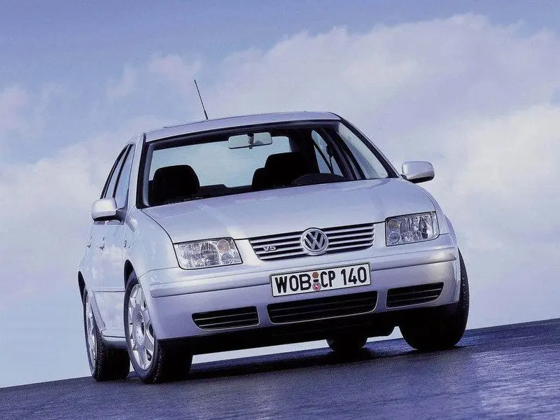Volkswagen Bora Bora 1.6 Basic 0