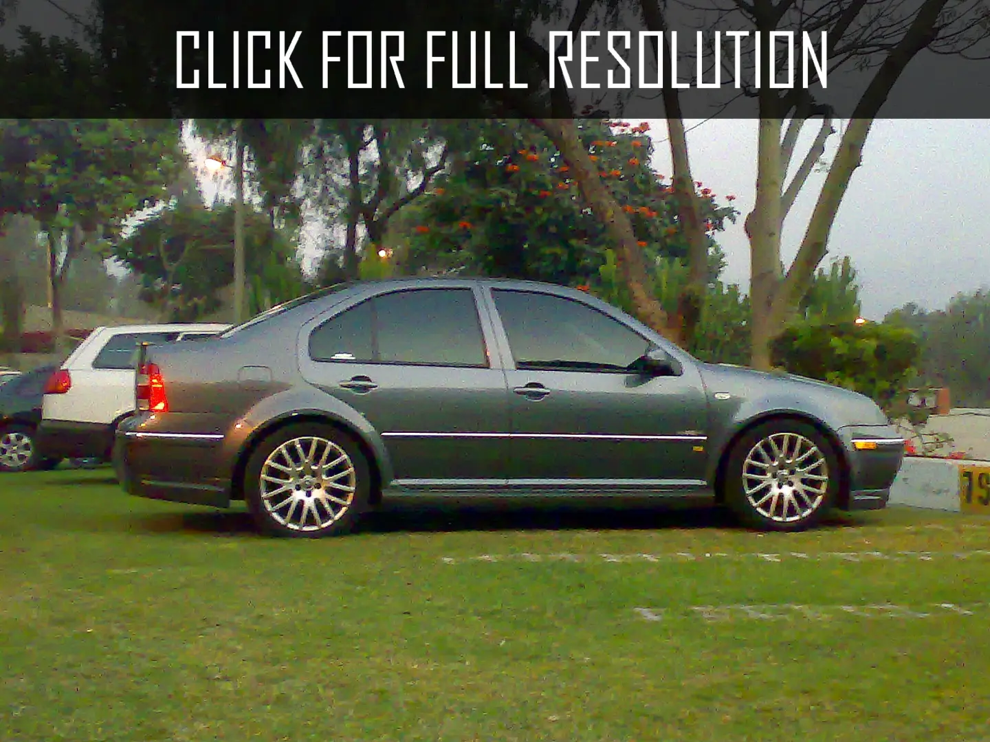 Volkswagen Bora Bora 1.8 Turbo Highline 6