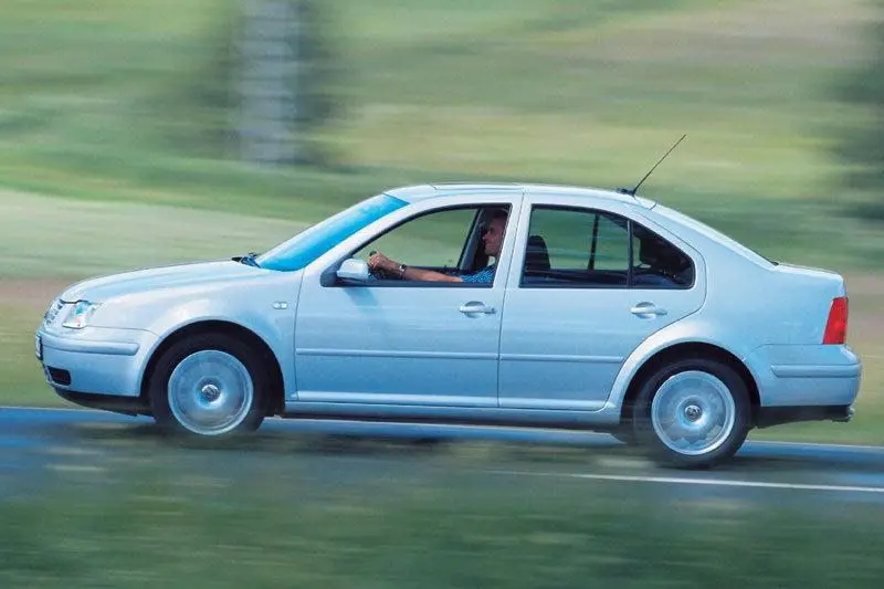 Volkswagen Bora Bora 2.3 Highline 4