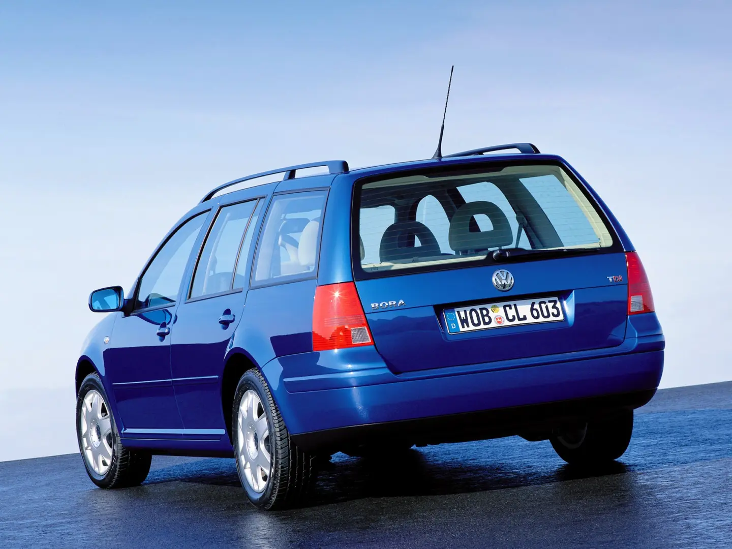 Volkswagen Bora Bora Variant 1.6 Pacific 1