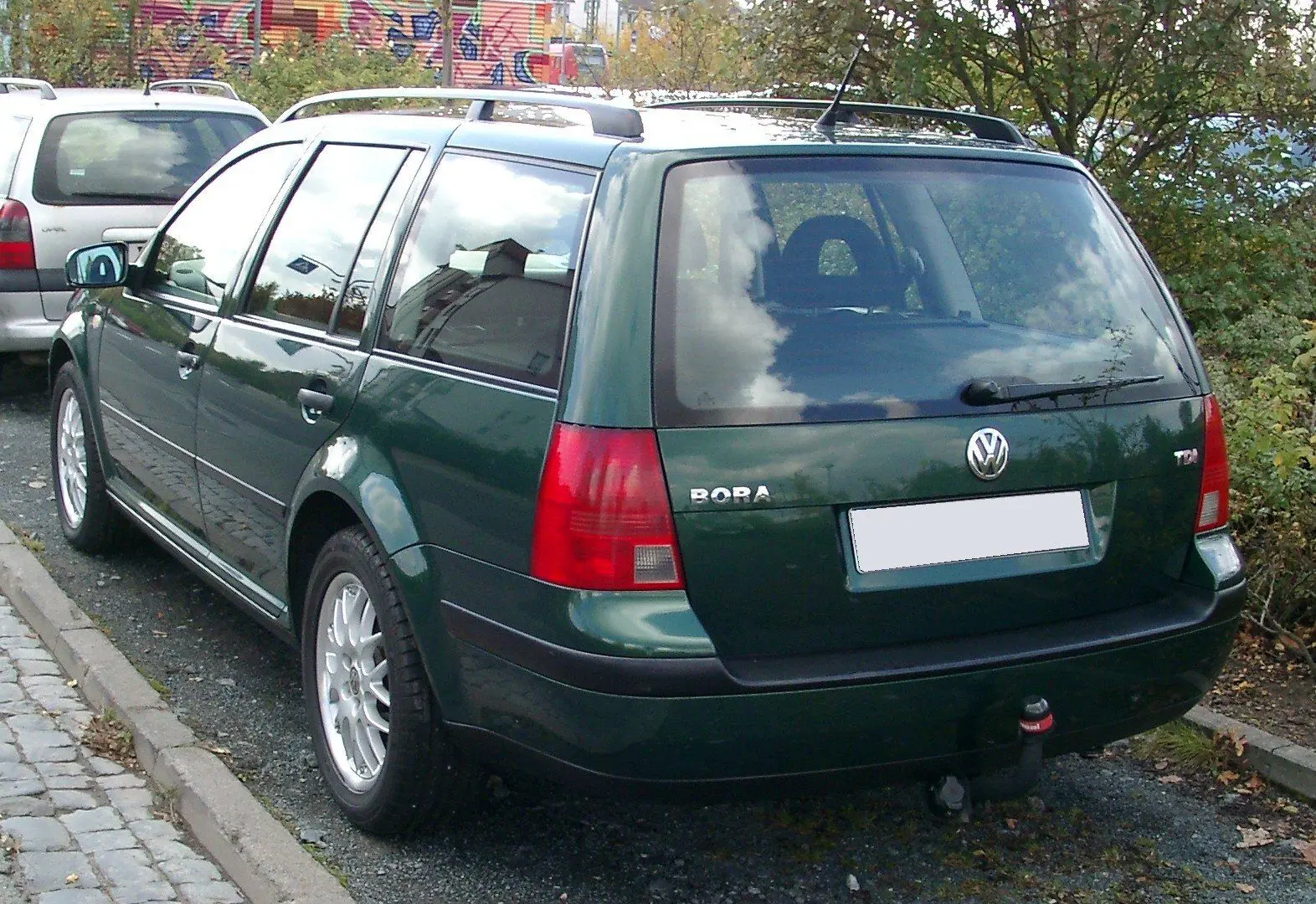 Volkswagen Bora Bora Variant 1.6 Pacific Extra 2