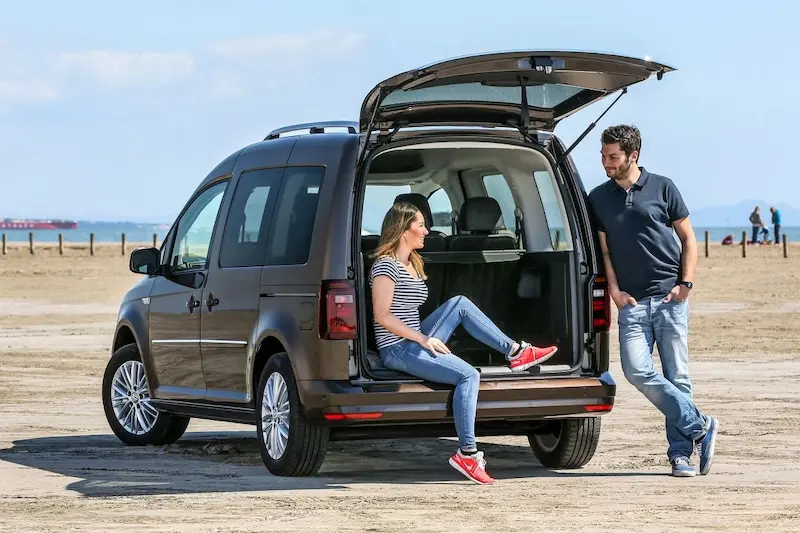 Volkswagen Caddy Caddy Combi 1.4 TSI Comfortline DSG 7