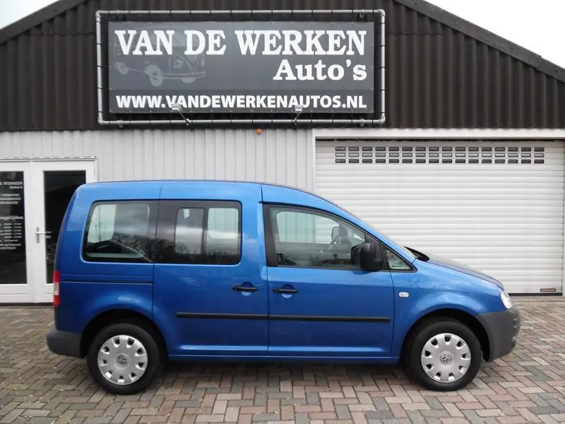 Volkswagen Caddy Caddy Combi 1.6 TDI Comfortline 6