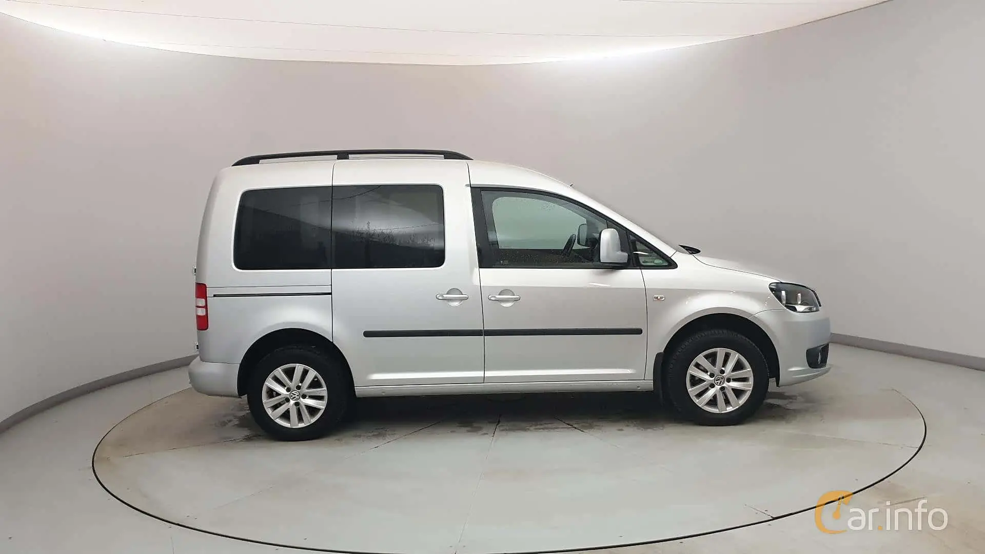 Volkswagen Caddy Caddy Combi 1.6 TDI Cross 5